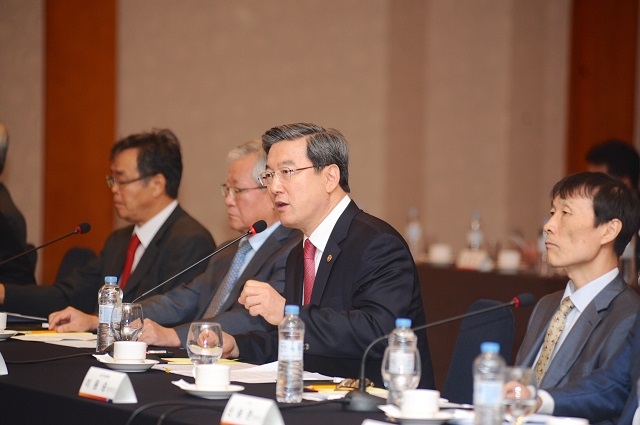 아세안·중동·중남미·해외 B2G·온라인 등 중소·중견기업의 신흥·전략시장 개척 및 수출 촉진을 위한 글로벌 시장개척 전문기업 간 교류와 협력의 장이 마련되었다 (사진제공: 중소기업청