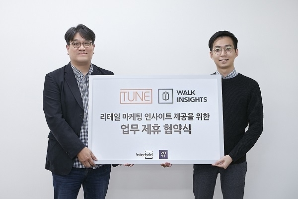 사진: 왼쪽부터 인터브리드 박재은 대표, 조이코퍼레이션 최시원 대표